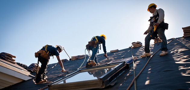 How to Negotiate with a Roofer Los Angeles Roofing Contractor