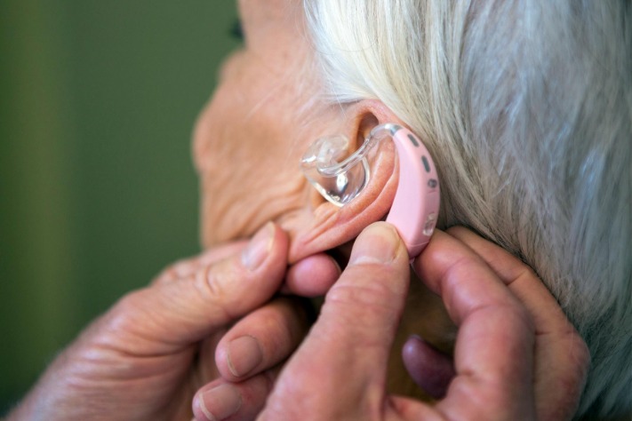 How long do hearing aids last? Life expectancy of a hearing aid